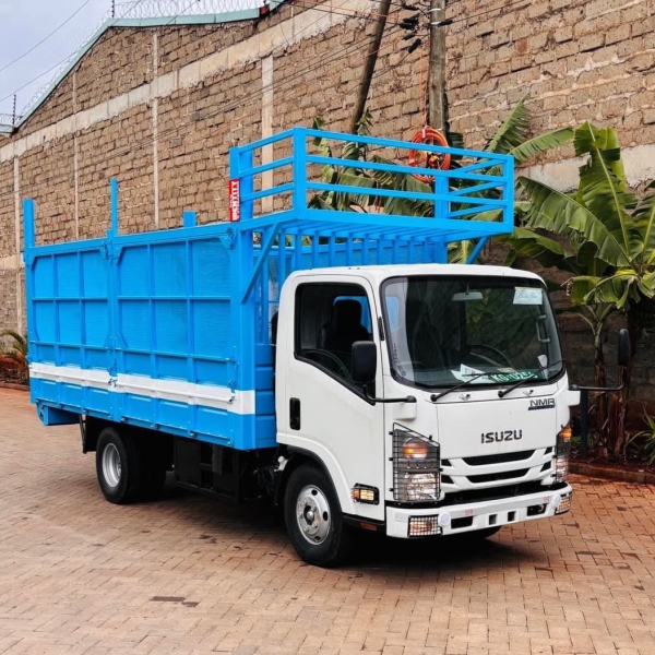 ISUZU NMR TRUCK